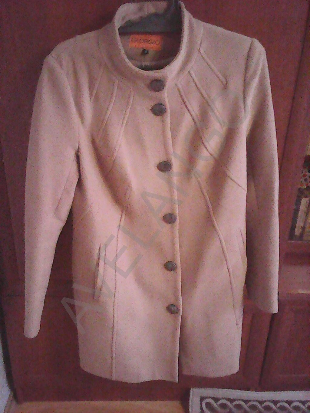 Женское пальто демисезон в Валуйках, цена: 1000 объявление №329035 от 15.05.2023 | Пальто в Валуйках | Авеланго